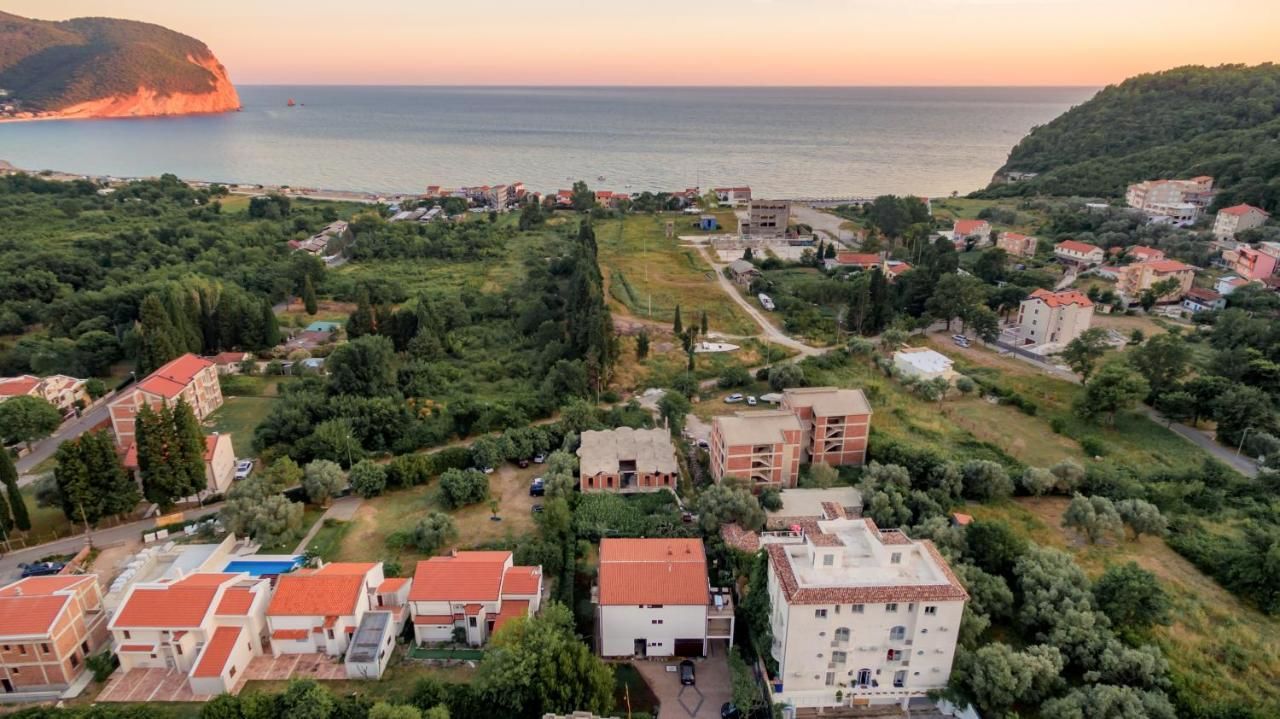 Апартаменты Apartments Viktorija Петровац-24