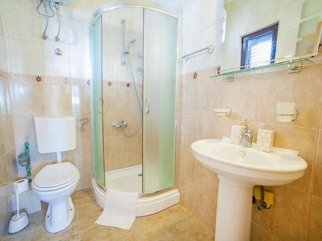 Апартаменты Apartments Viktorija Петровац-32